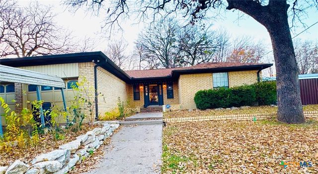 817 S  Bell St, Hamilton, TX 76531