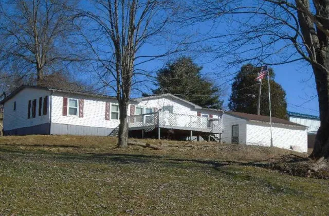 1505 Bedillion Rd, Washington, PA 15301