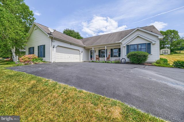 12967 Line Rd, New Freedom, PA 17349