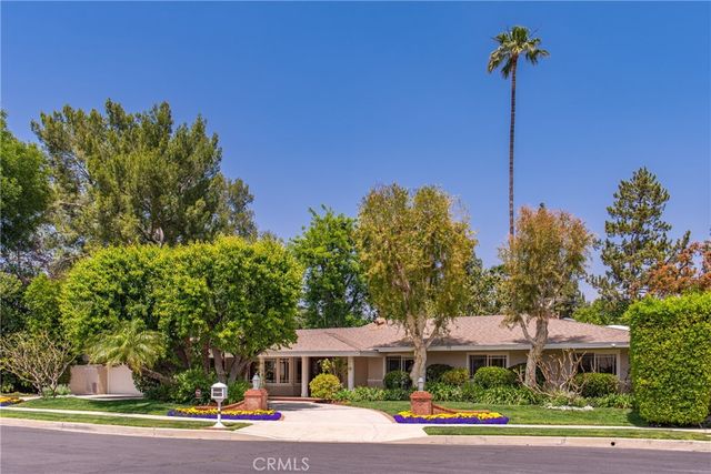 19043 Citronia St, Northridge, CA 91324