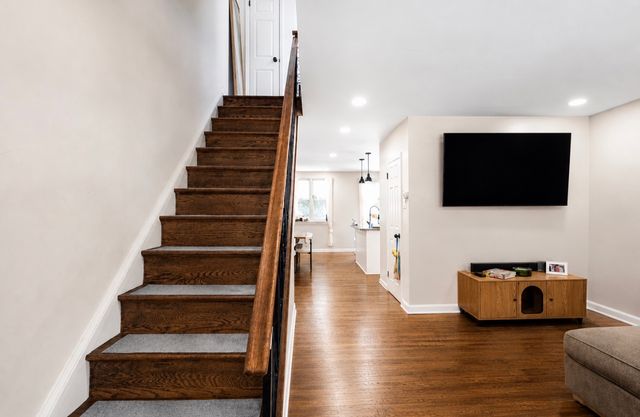 226 Rock St, Philadelphia, PA 19128