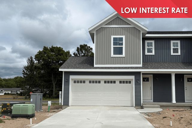 6116 Burgess Dr, Spring Lake, MI 49456