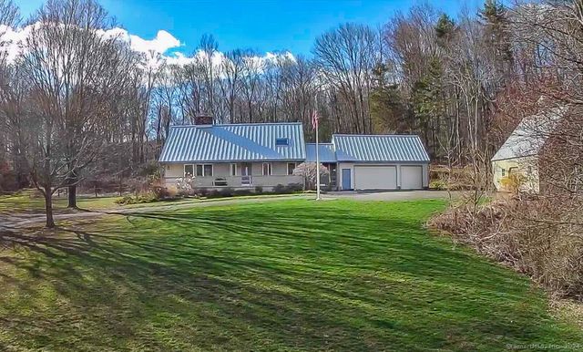 132 Bunker Hill Rd, Collinsville, CT 06019