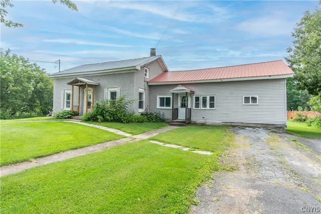 8337 S  Main St, Evans Mills, NY 13637