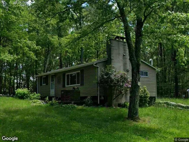 909 Upper Clover Dr, Newton, NJ 07860