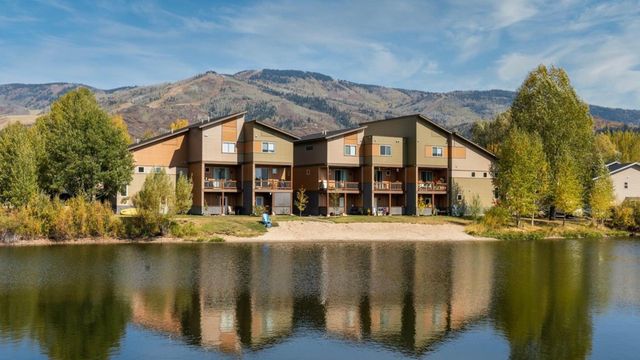 829 Weiss Cir, Steamboat Springs, CO 80487
