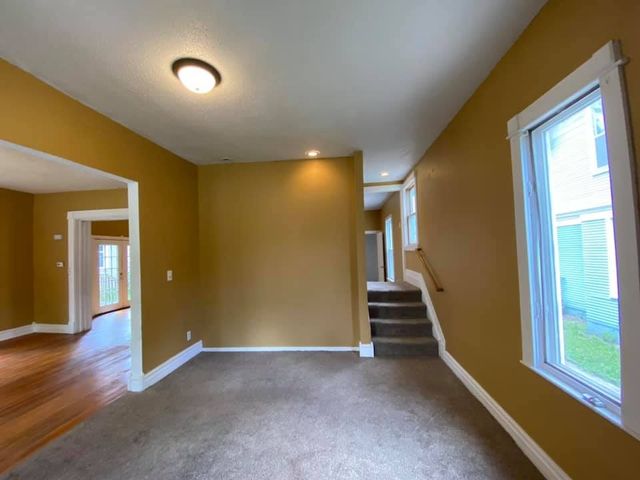 1112 26th St, Des Moines, IA 50311