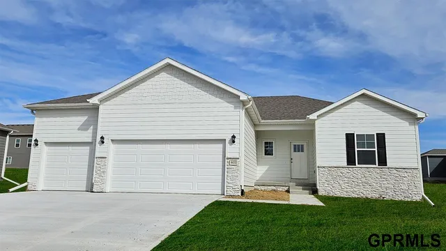12304 S  205th Ave, Gretna, NE 68028