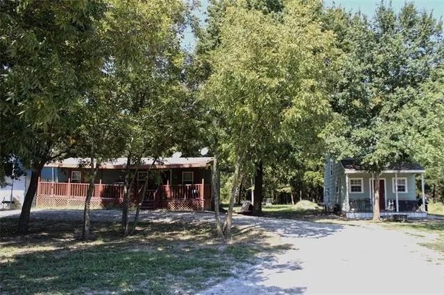 4867 County Road 4502, Commerce, TX 75428