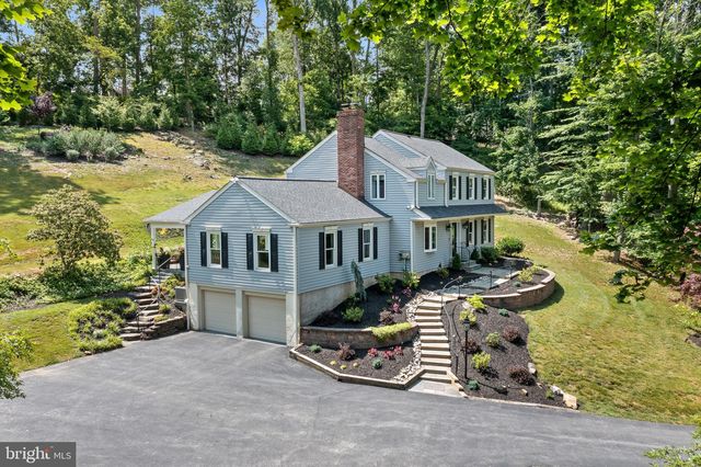214 Hansell Rd, Newtown Square, PA 19073
