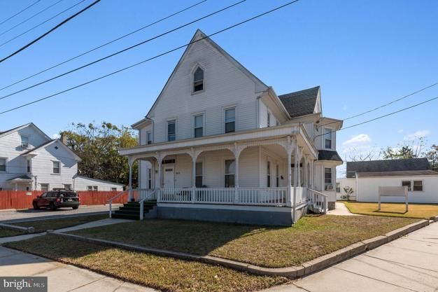 305 E St #8, Millville, NJ 08332