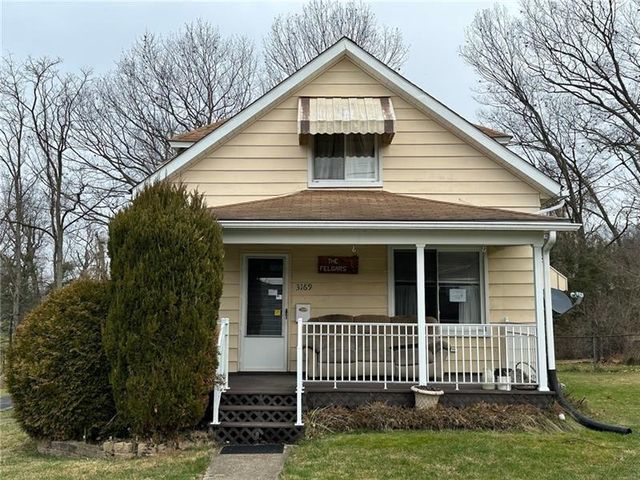 3169 Indiana Dr, Lower Burrell, PA 15068