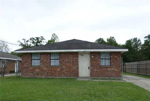 1408 Green Ave, Saint Bernard, LA 70085