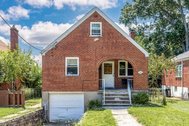1383 Adams Rd, Cincinnati, OH 45231