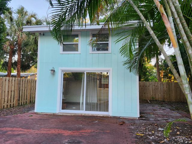 201 SW 18th Ave, Fort Lauderdale, FL 33312