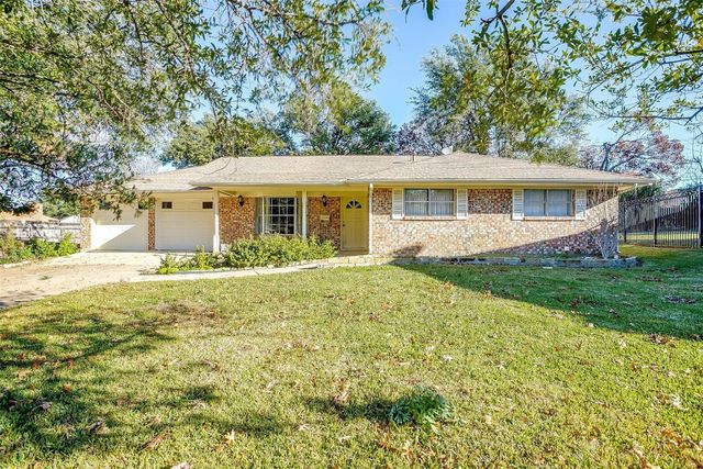 5655 Worrell Dr, Fort Worth, TX 76133