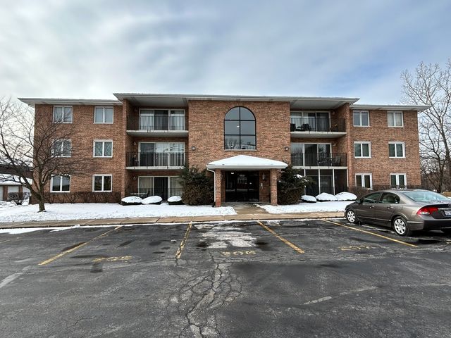 5620 158th St #211, Oak Forest, IL 60452