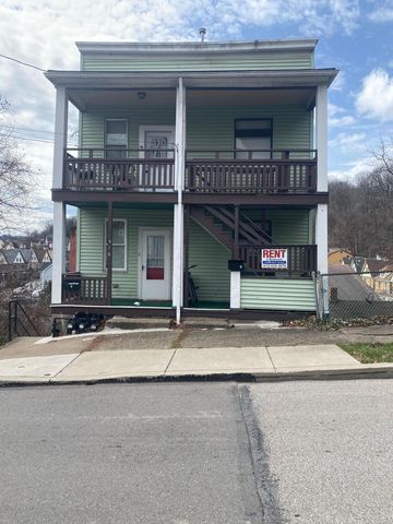 516 Center Ave #1, Pitcairn, PA 15140