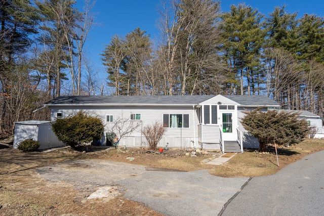 16 Barksdale Avenue, Londonderry, NH 03053