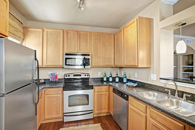 4805 Briarwood Ave #N101, Midland, TX 79707