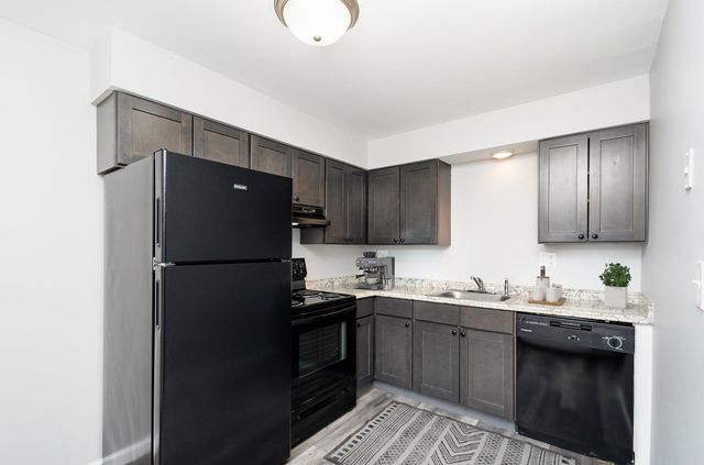 4889 Fontaine Blvd #2B-1Ba-800Sqft, Saginaw, MI 48603
