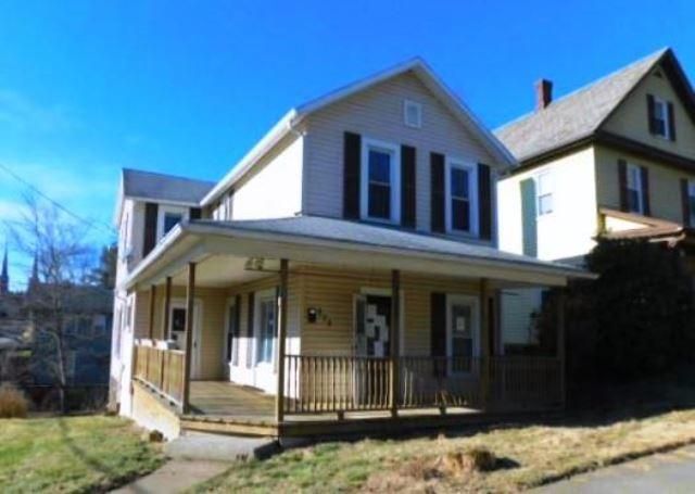 302 Hoffman Ave, Oil City, PA 16301