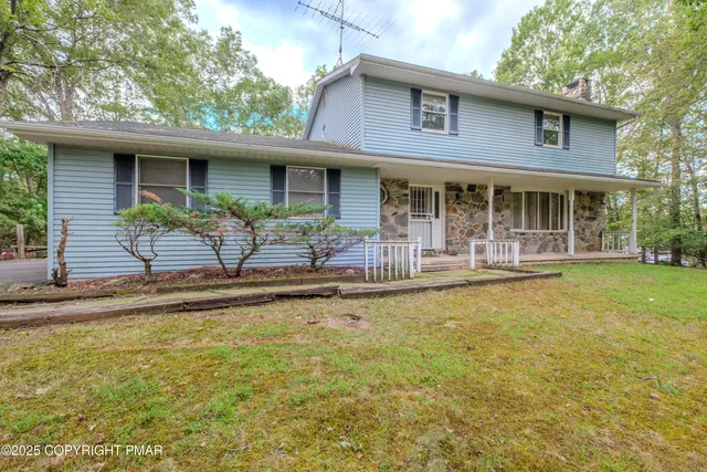 4299 High Rd, Cresco, PA 18326