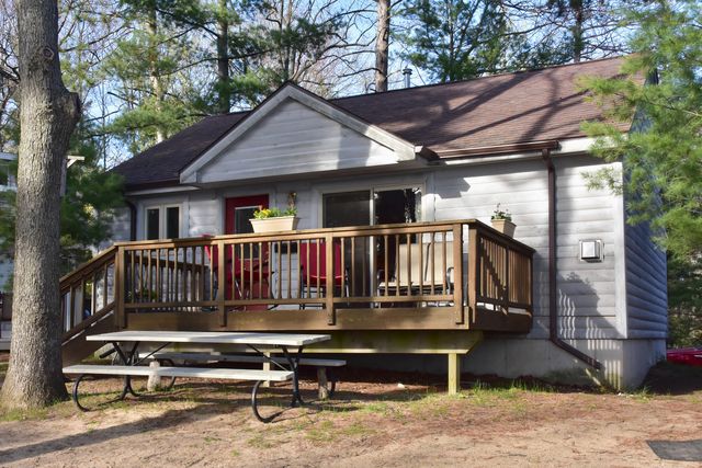 469 Peninsula Trl #6, Traverse City, MI 49696