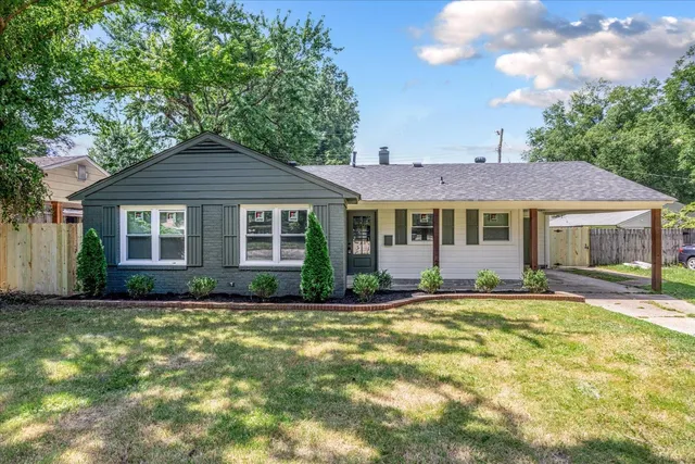 4903 Quince Rd, Memphis, TN 38117