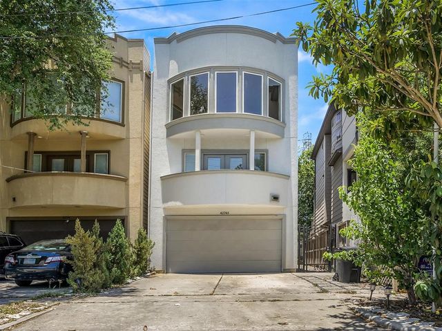 4274 Childress St #B, Houston, TX 77005