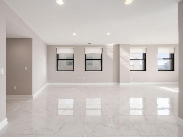 50 W  Broad St #1909, Columbus, OH 43215