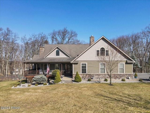 125 Sioux Dr, Milford, PA 18337
