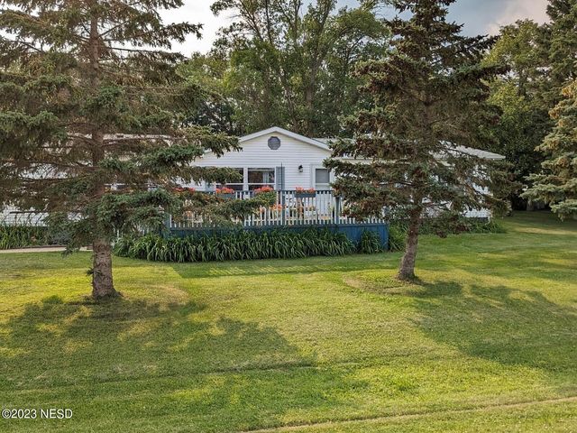 113 2nd St, Grenville, SD 57239