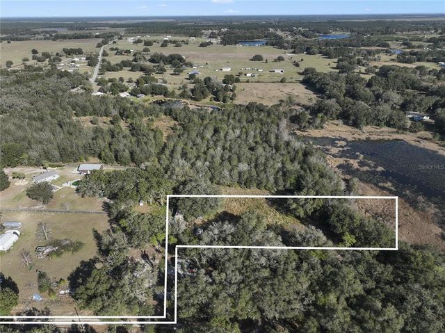 15720 SE 156th Place Rd, Weirsdale, FL 32195