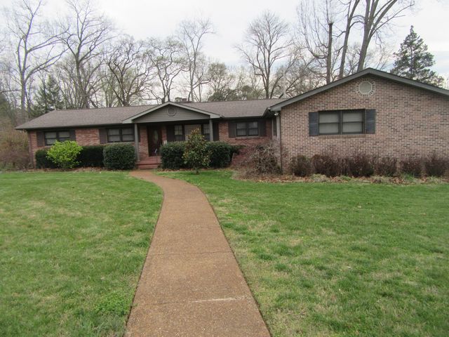 205 Houghton Dr, Winchester, TN 37398