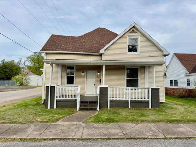 804 S  2nd St, Boonville, IN 47601