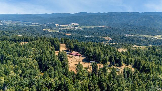 975 Highway 128 Highway, Philo, CA 95466