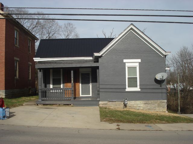 412 E  Pike St, Cynthiana, KY 41031