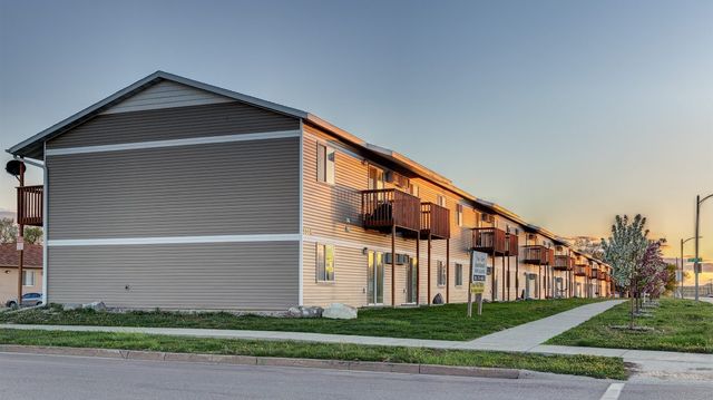 1321 11th St W #1492a4362, Williston, ND 58801