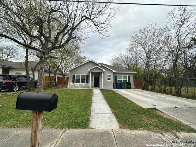 1027 CHALMERS AVE, San Antonio, TX 78211