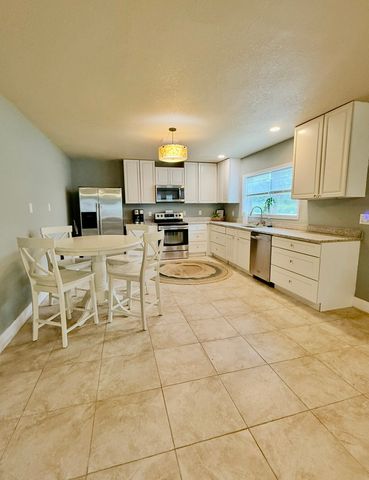 483 Church St #2, Melbourne, FL 32904