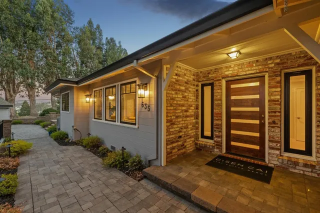 635 Capuchino Dr, Millbrae, CA 94030