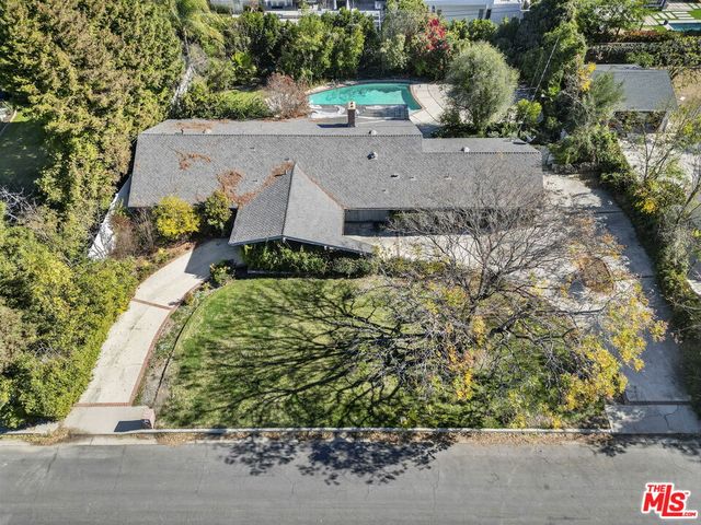 5350 Lubao Ave, Woodland Hills, CA 91364