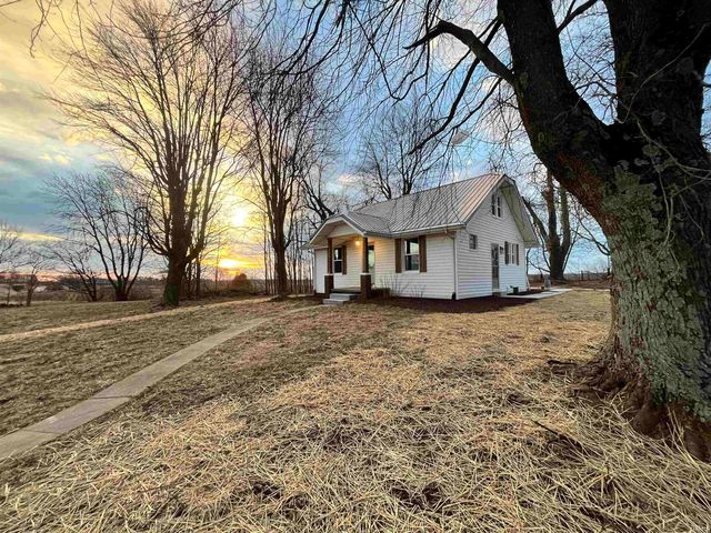 6274 E  State Road 56, Winslow, IN 47598