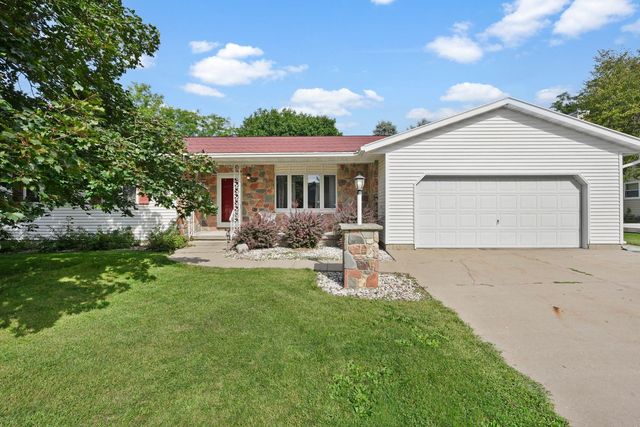 140 Vilas Hibbard Pkwy, Lodi, WI 53555