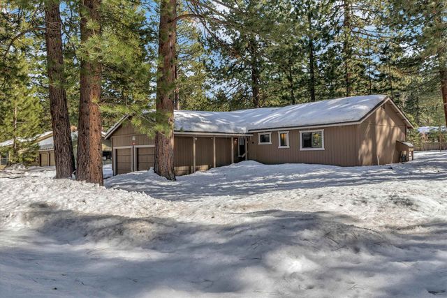 10849 Torrey Pine Rd, Truckee, CA 96161