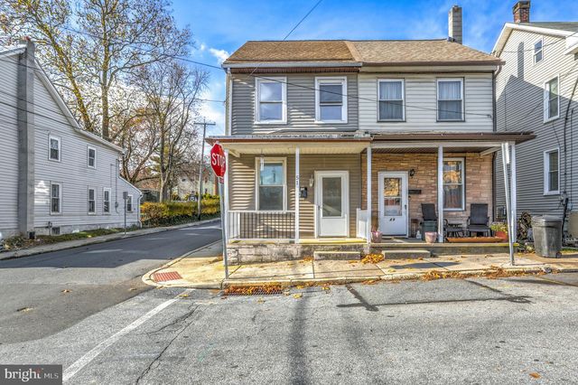 51 S  King St, Annville, PA 17003