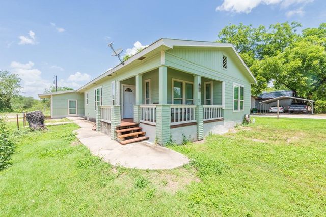 7 River St, Prairie Lea, TX 78661