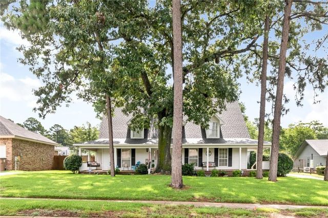 1605 Sugar Creek Dr E, Mobile, AL 36695