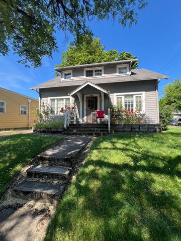 2010 Emerald St, Eugene, OR 97403